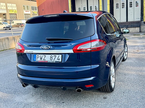 Ford S-MAX 8 of 18