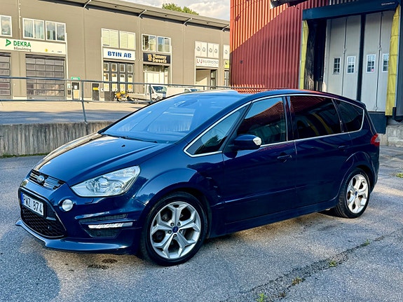 Ford S-MAX 4 of 18