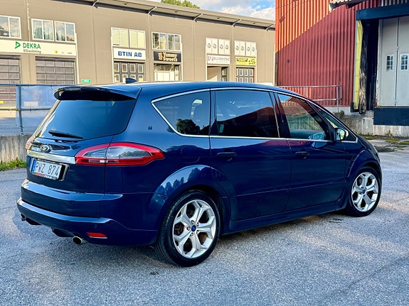 Ford S-MAX 10 of 18