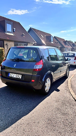 Renault Scenic II 2 of 8