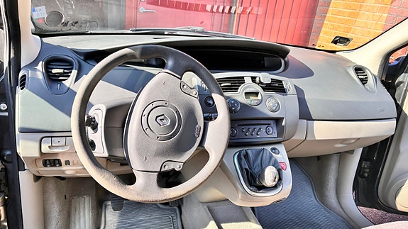 Renault Scenic II 8 of 8
