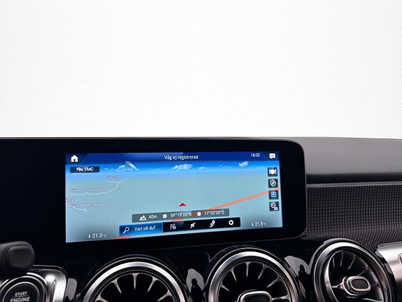 Mercedes-Benz GLB200 d 19 of 30