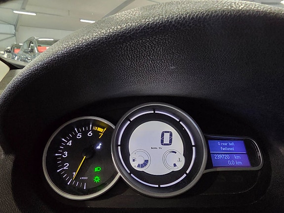 Renault Megane 10 of 10