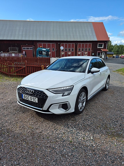 Audi A3 4 of 7