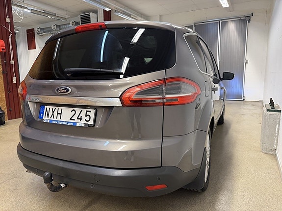 Ford S-MAX 28 of 28