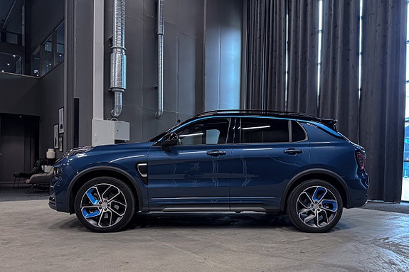 Lynk & Co 01 3 of 23