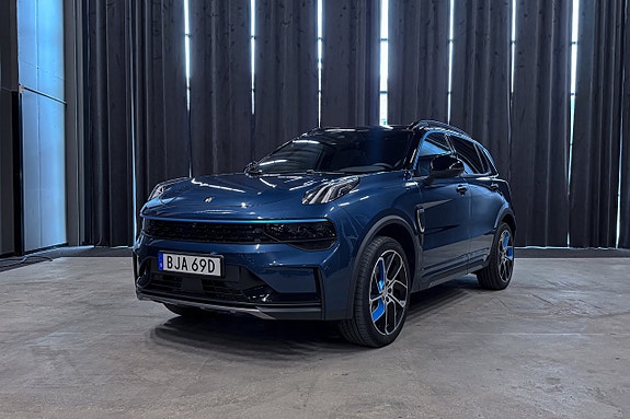Lynk & Co 01 2 of 23