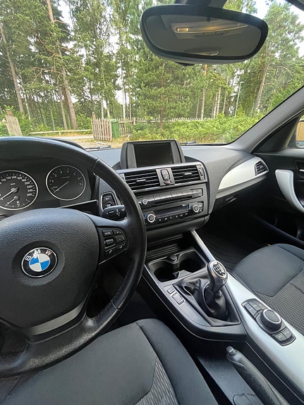 BMW 116i 8 of 9