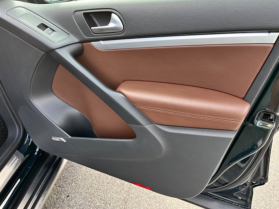 Volkswagen Tiguan 10 of 15