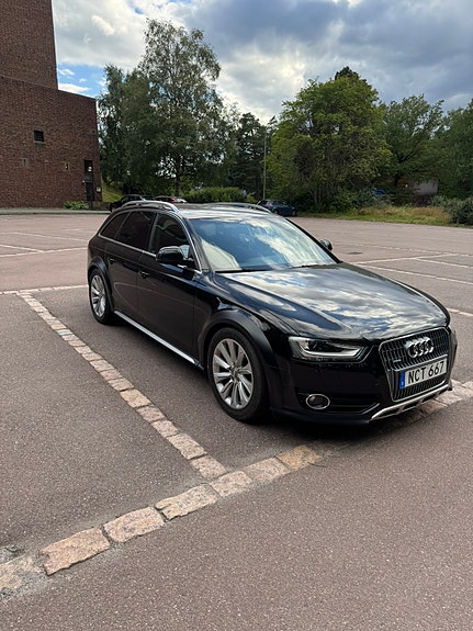 Audi A4 allroad 5 of 9