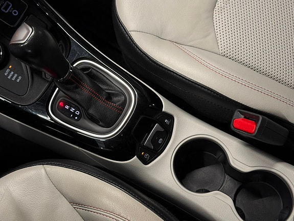 Jeep Compass 22 of 29