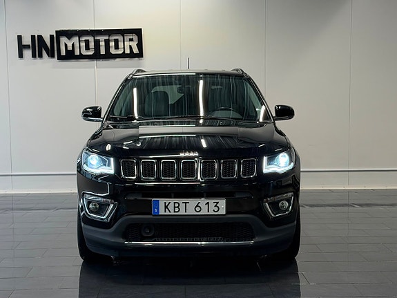 Jeep Compass 4 of 29