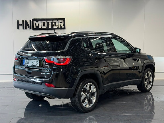 Jeep Compass 7 of 29