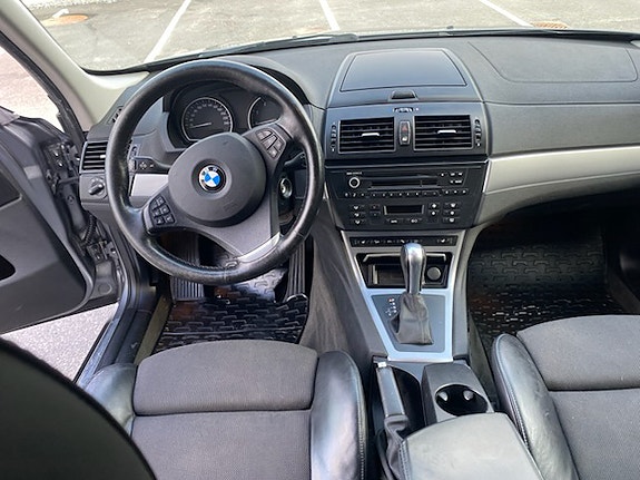 BMW X3 9 of 10