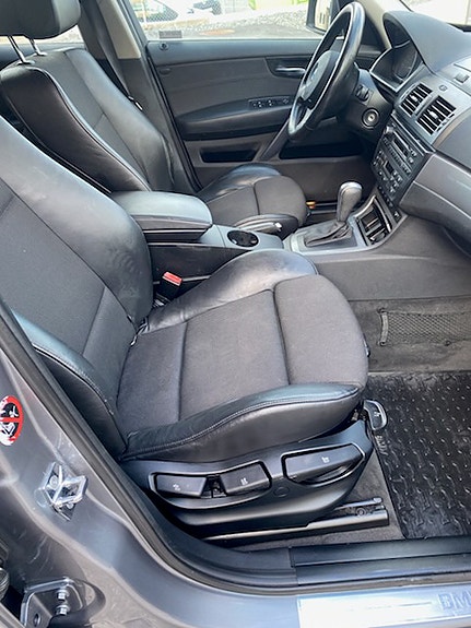 BMW X3 10 of 10