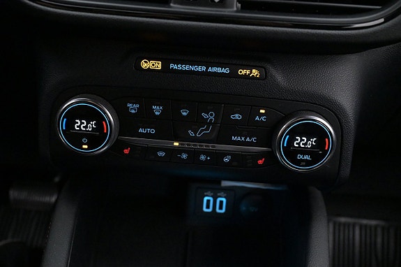 Ford Kuga 19 of 27