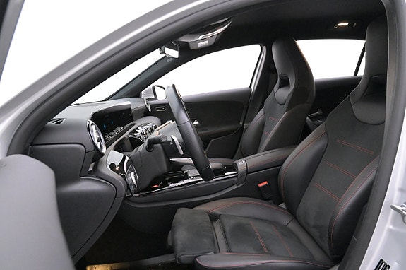 Mercedes-Benz A250 e 10 of 27