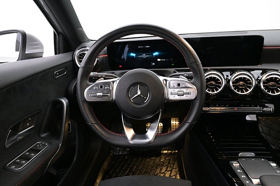 Mercedes-Benz A250 e 7 of 27