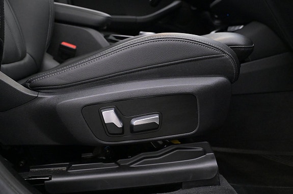 BMW iX3 15 of 27