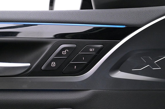 BMW iX3 12 of 27
