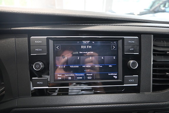 Volkswagen Transporter 14 of 22