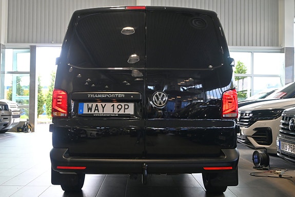 Volkswagen Transporter 4 of 22