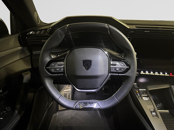 Peugeot 308 13 of 17