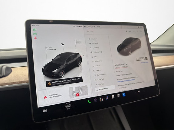 Tesla Model Y 22 of 30