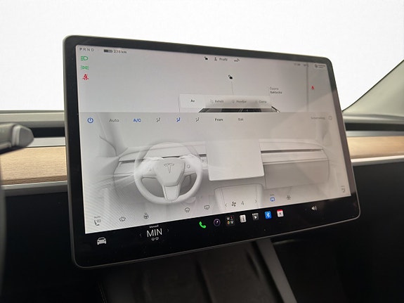 Tesla Model Y 19 of 30