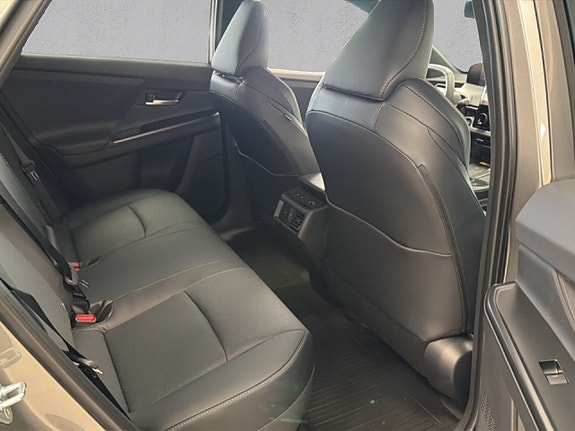 Subaru Solterra 13 of 24