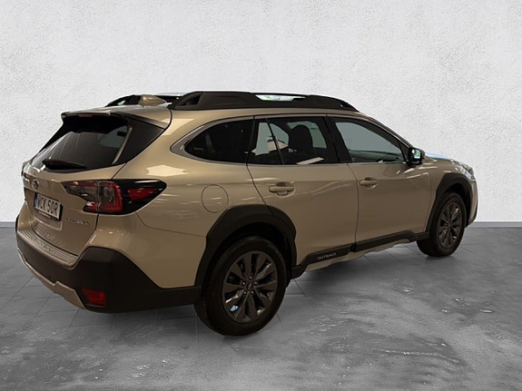 Subaru Outback 5 of 23