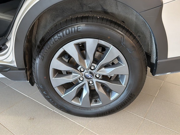 Subaru Outback 17 of 23