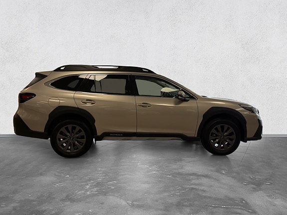 Subaru Outback 6 of 23