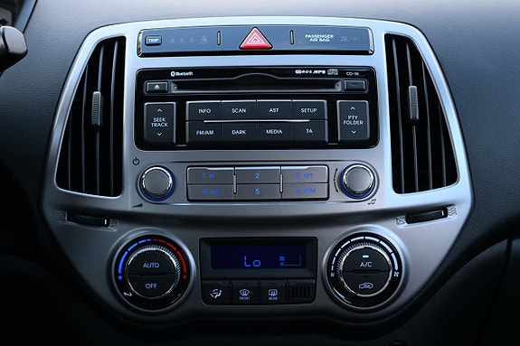 Hyundai i20 15 of 23