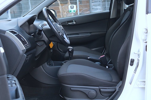 Hyundai i20 9 of 23
