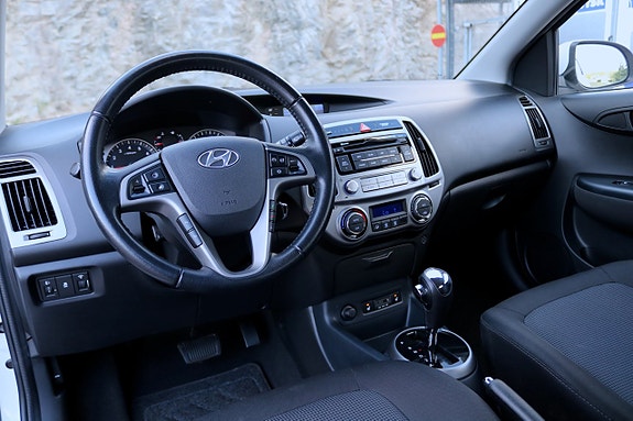Hyundai i20 18 of 23