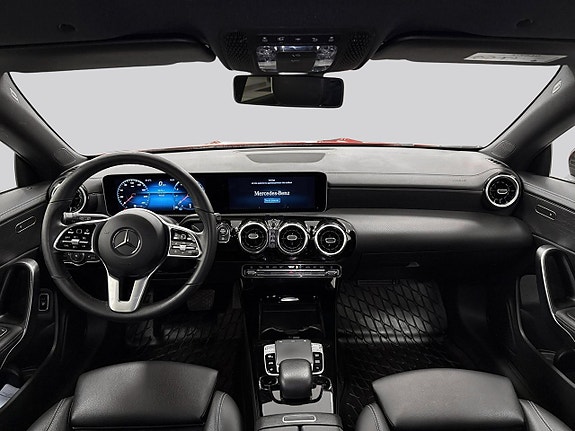 Mercedes-Benz CLA180 7 of 16