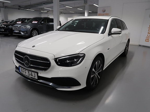 Mercedes-Benz E300 9 of 30