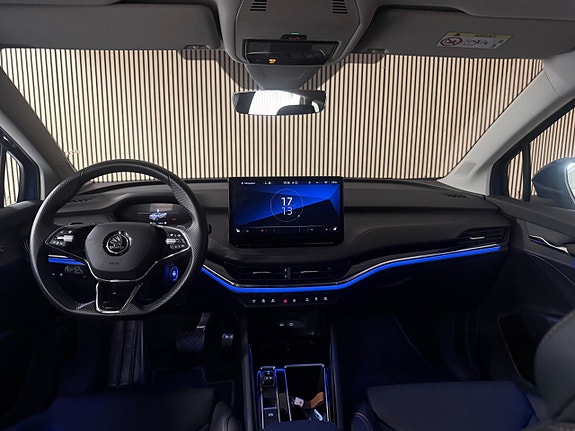 Skoda Enyaq 14 of 30