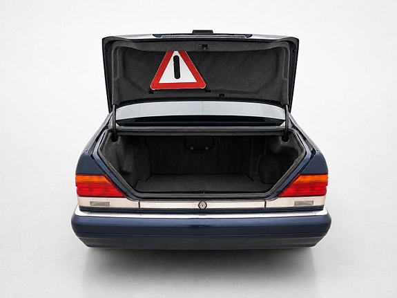 Mercedes-Benz S500 10 of 22