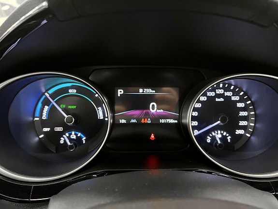 Kia Ceed 10 of 19