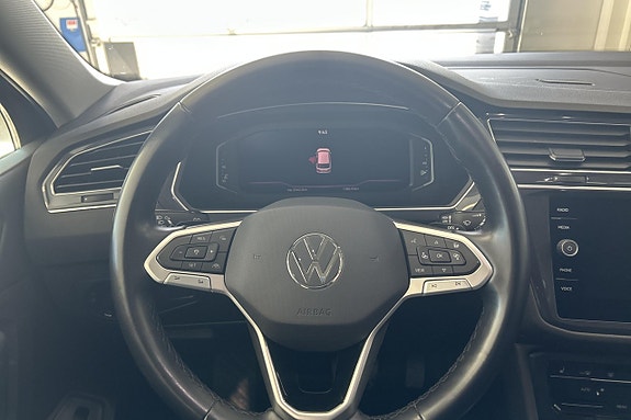 Volkswagen Tiguan Allspace 12 of 30