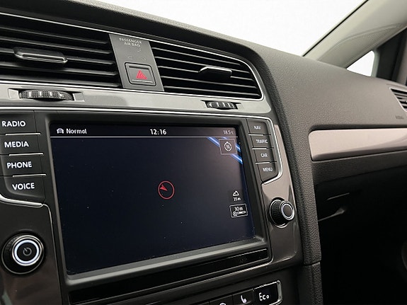 Volkswagen e-Golf VII 20 of 30