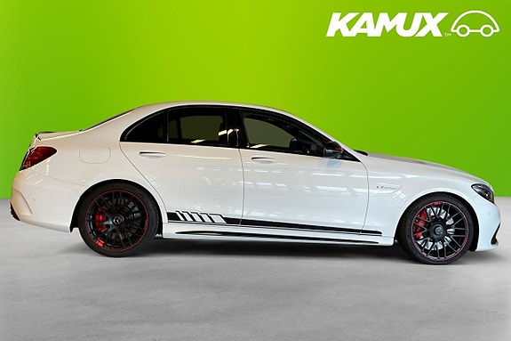 Mercedes-Benz C63 2 of 26
