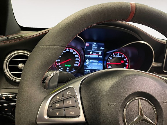 Mercedes-Benz C63 20 of 26