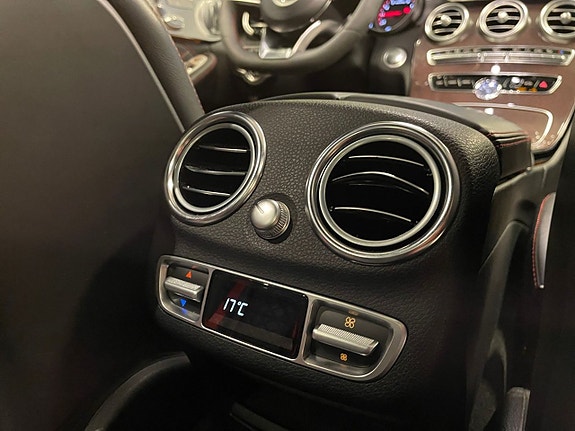 Mercedes-Benz C63 25 of 26