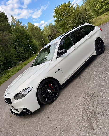 BMW 520d 2 of 10
