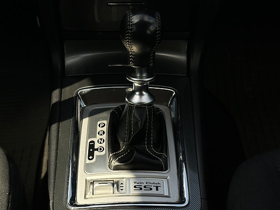 Mitsubishi Lancer 11 of 13