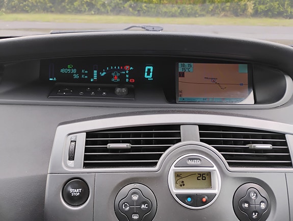 Renault Grand Scenic II 5 of 10