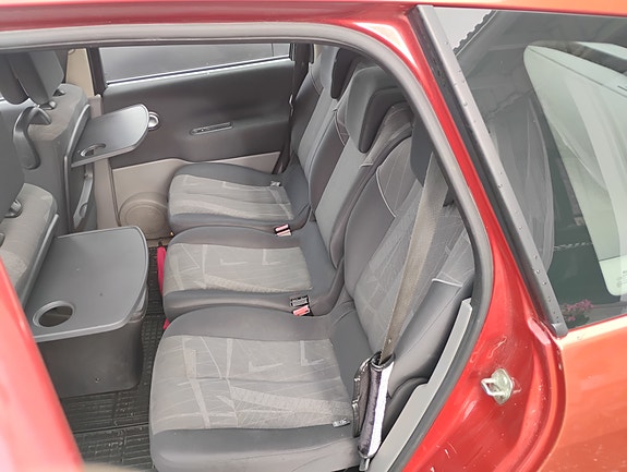 Renault Grand Scenic II 6 of 10